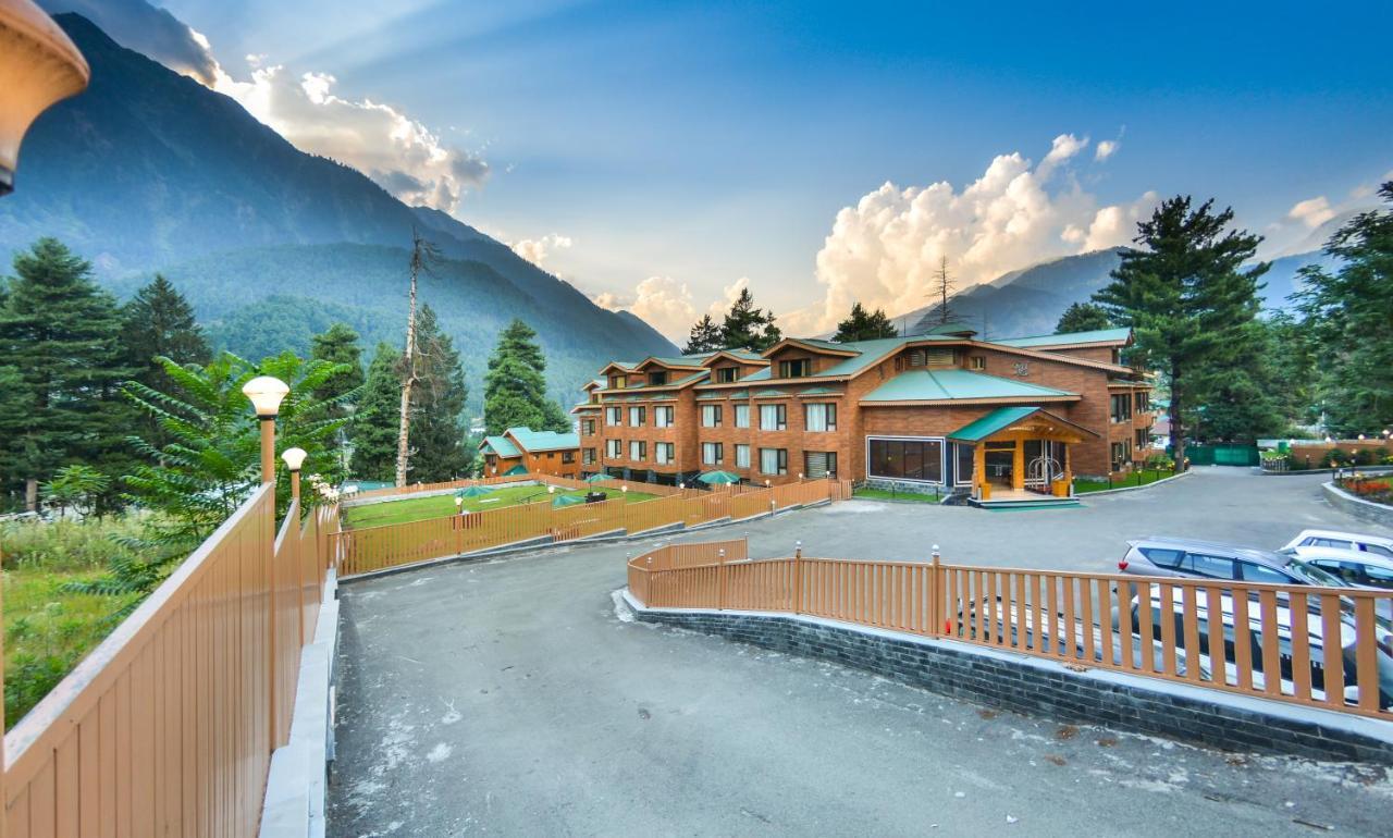 Hotel Royal Hillton Pahalgām Exteriér fotografie