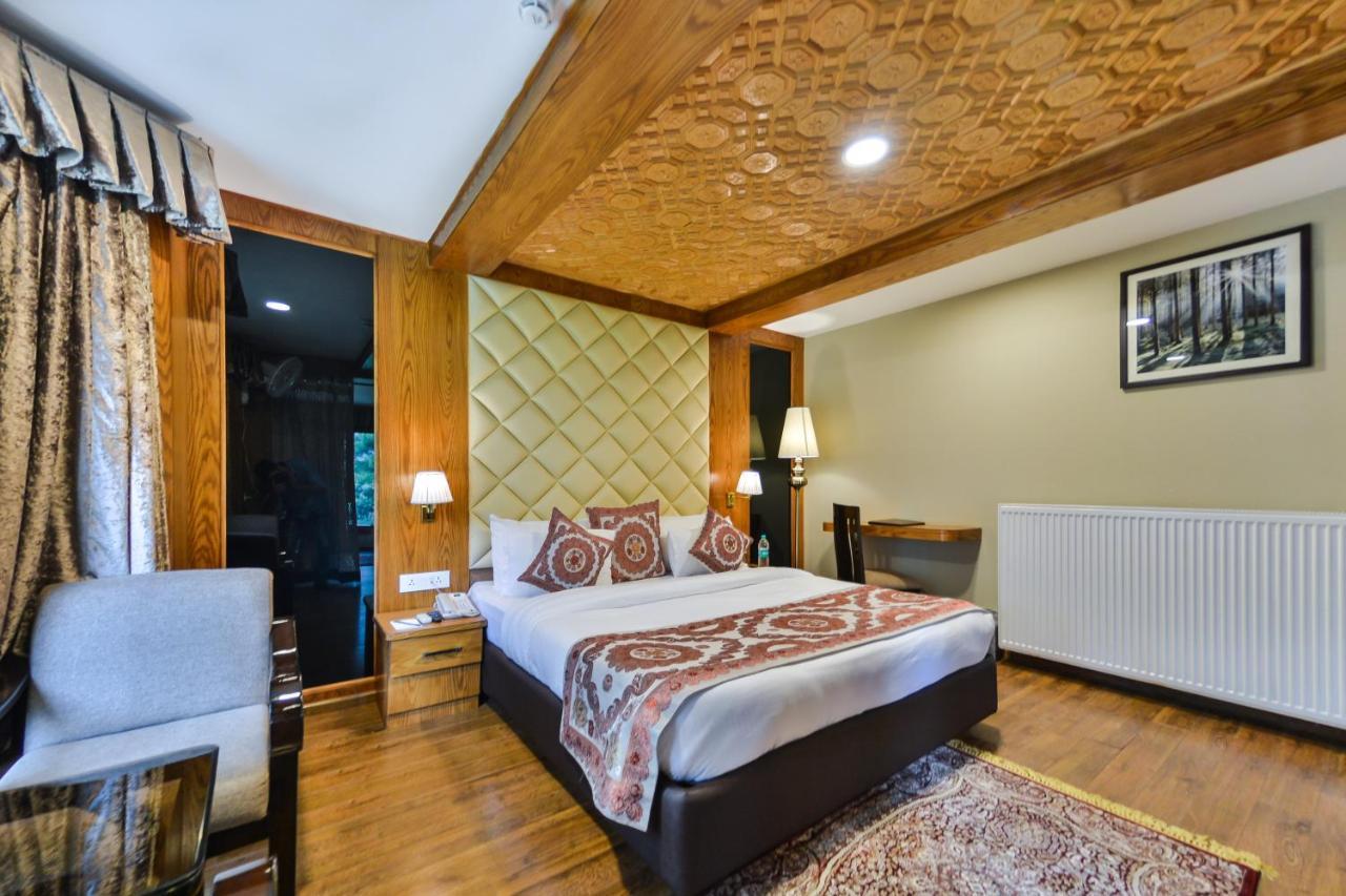 Hotel Royal Hillton Pahalgām Exteriér fotografie
