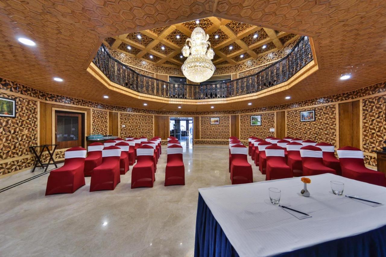 Hotel Royal Hillton Pahalgām Exteriér fotografie